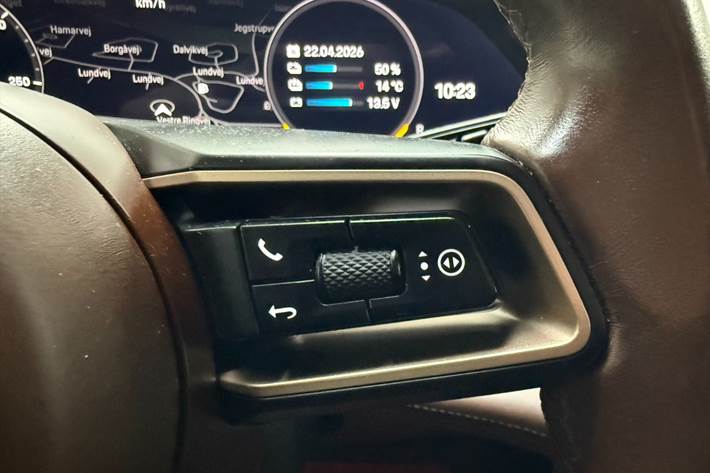 Grøn Porsche Taycan 4 fra 2021