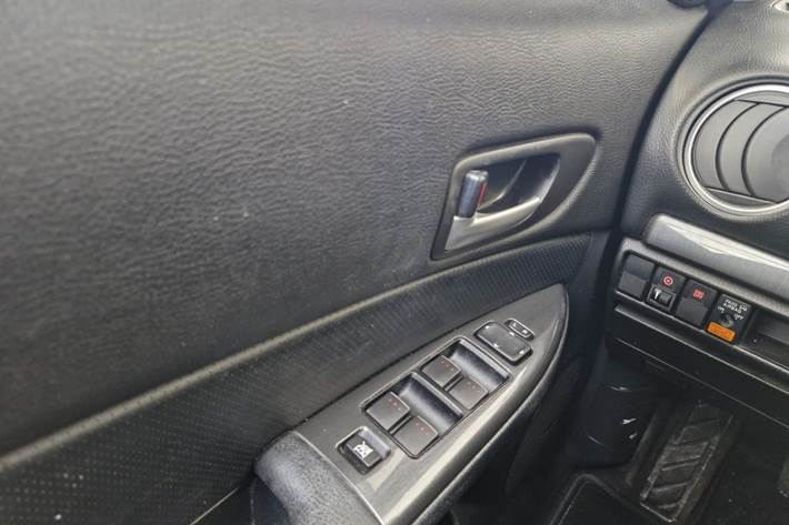 Grå Mazda 6 fra 2006