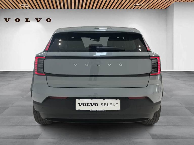 Volvo EX30 Standard Range Core