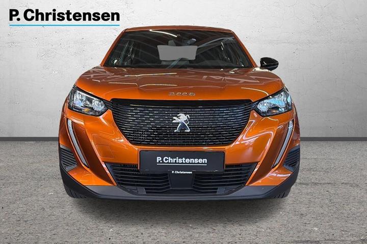 Orange Peugeot 2008 fra 2023