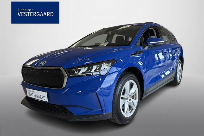 Blå Skoda Enyaq fra 2023