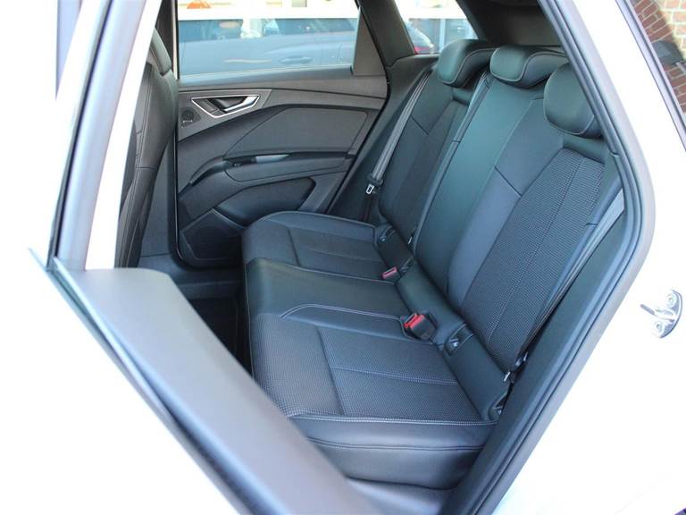 Audi Q4 e-tron 50 S-line quattro