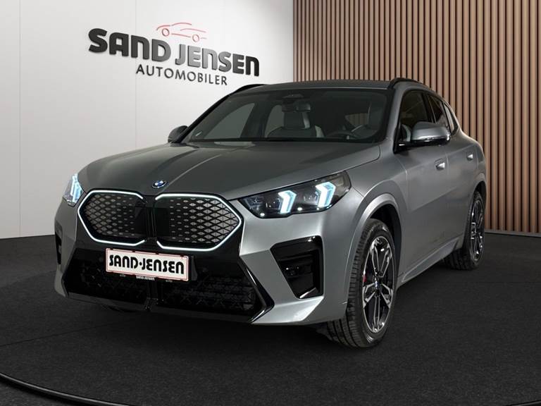 BMW iX2 xDrive30 Fully Charged