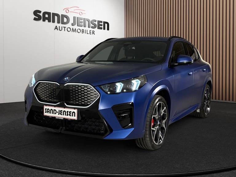 BMW iX2 xDrive30 Fully Charged