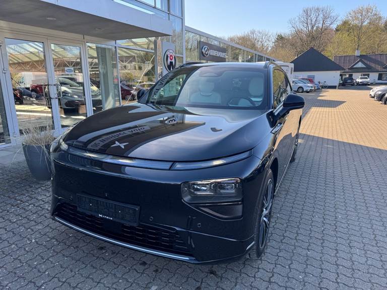 Xpeng G9 Standard Range