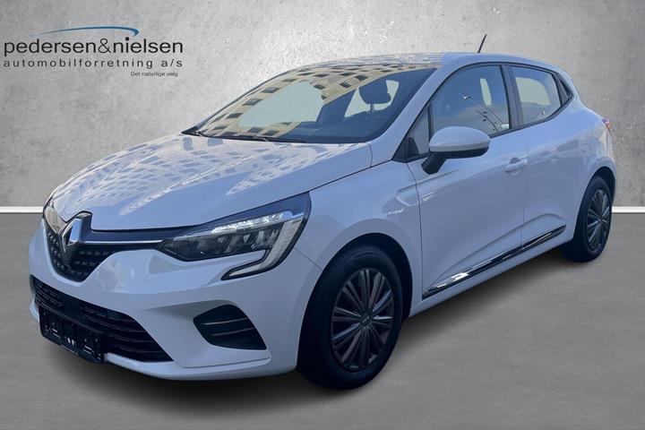 Hvid Renault Clio fra 2023 set udefra