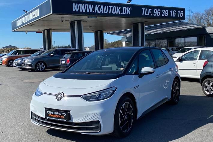 Hvid VW ID.3 fra 2023 set udefra