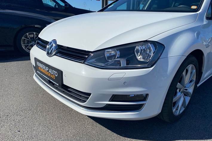 Hvid VW Golf fra 2014