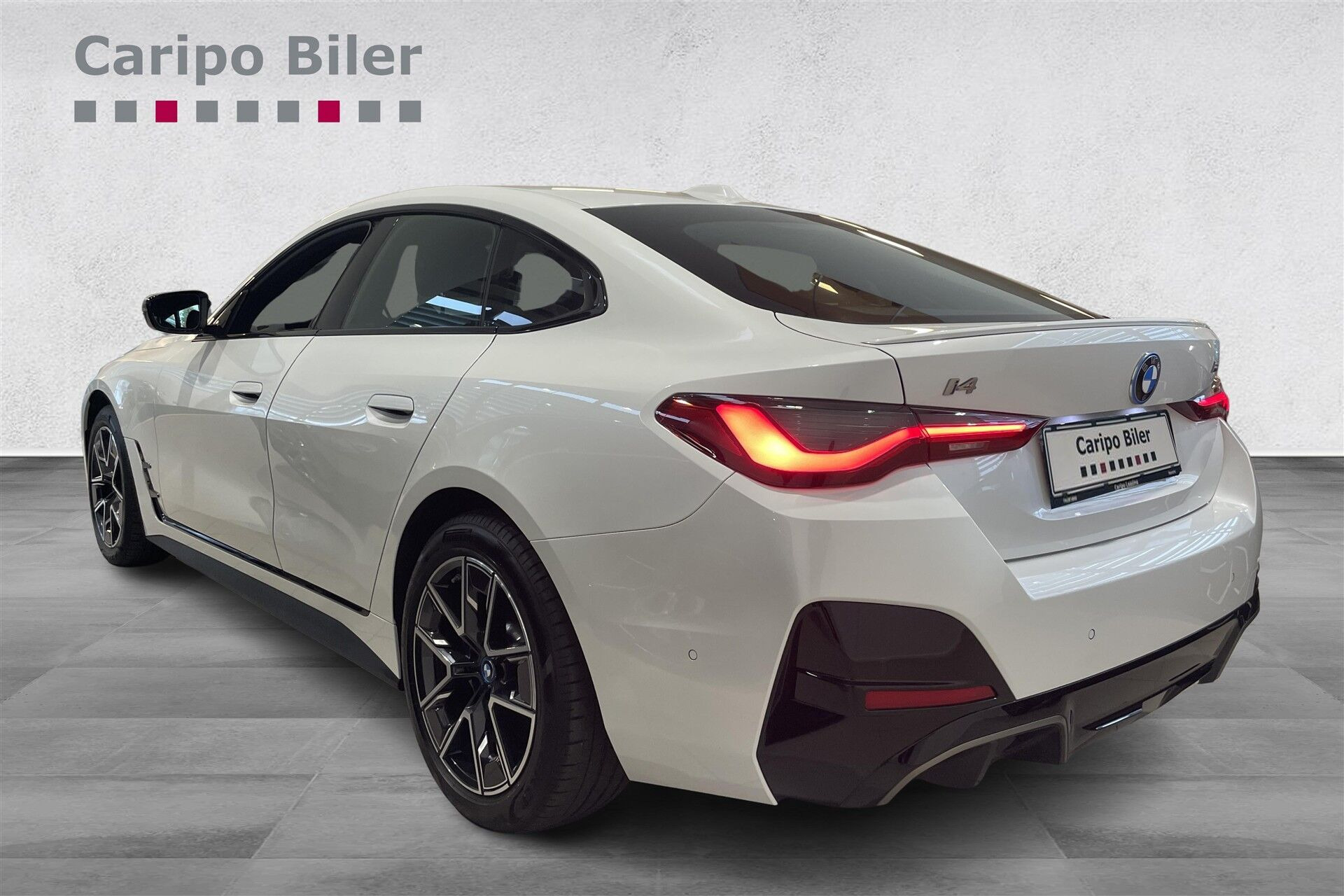 Hvid BMW i4 fra 2023