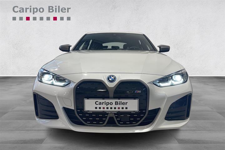 Hvid BMW i4 fra 2023
