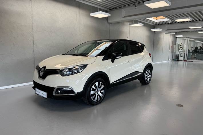 Beige Renault Captur fra 2016