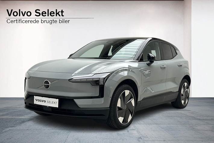 Grå Volvo EX30 fra 2024 set udefra