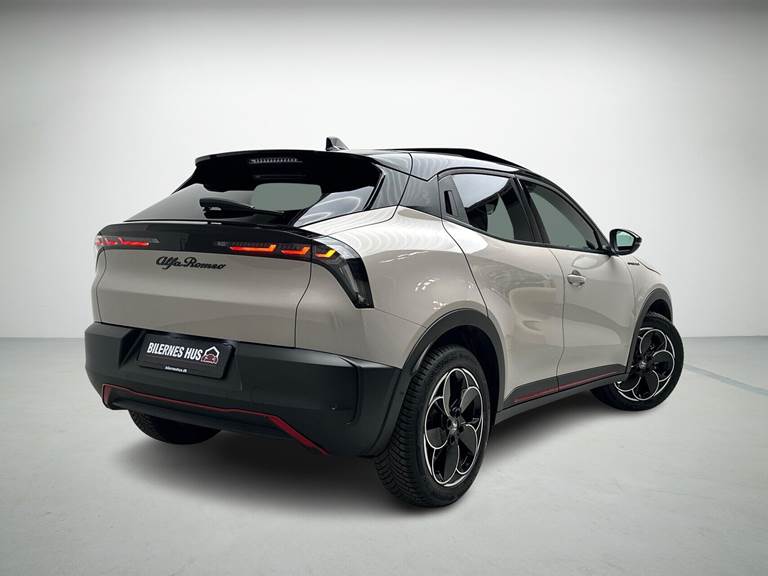 Alfa Romeo Junior EL Speciale 156HK 5d Aut.