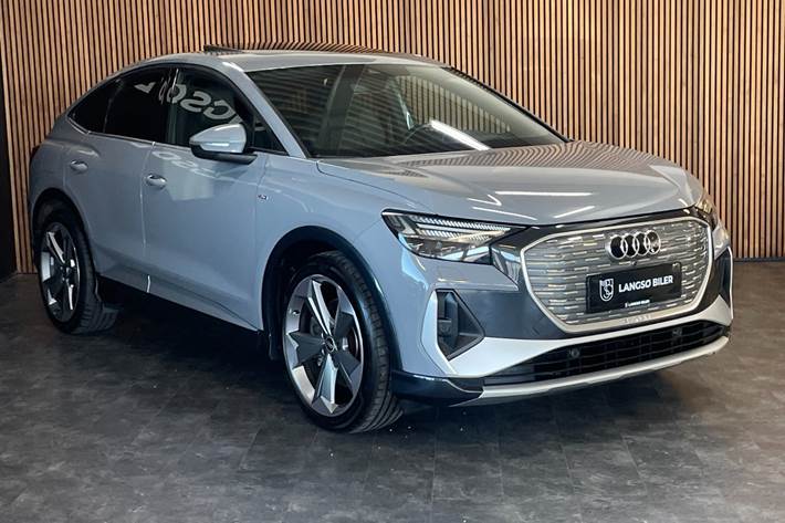 Grå Audi Q4 e-tron fra 2022