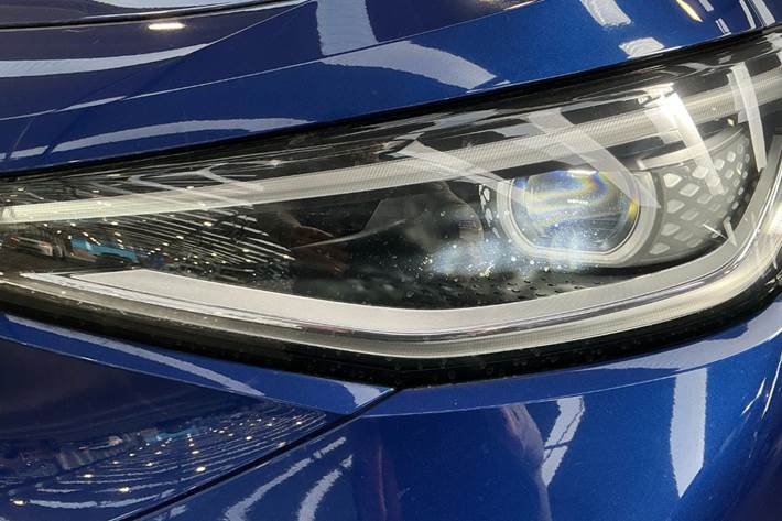 Blå VW ID.4 fra 2023