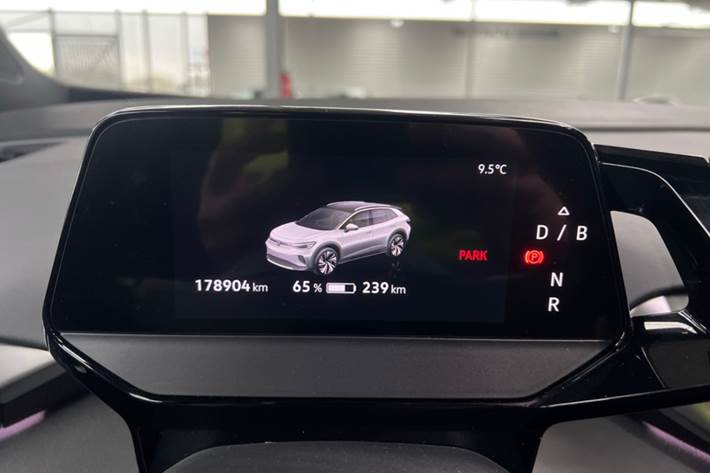 Grå VW ID.4 fra 2021