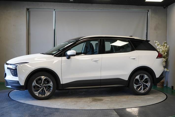 Hvid Aiways U5 fra 2021