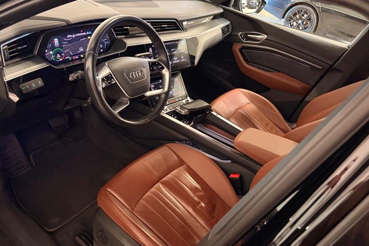 undefined Audi e-tron fra 2021