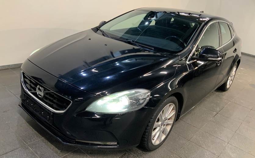 Volvo V40 2,0 D4 177 Momentum aut.