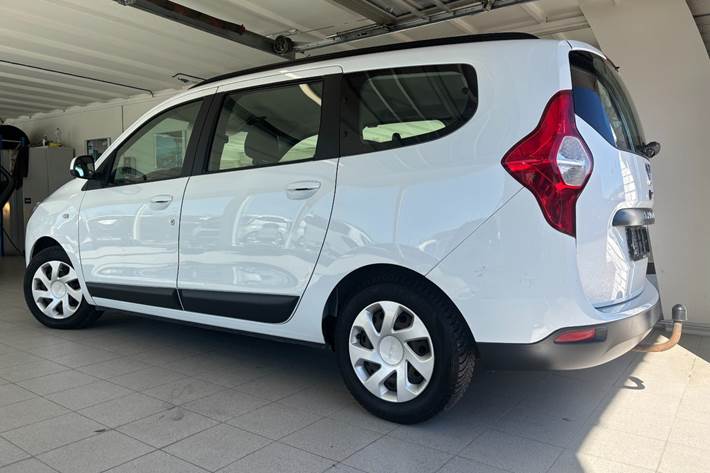 Hvid Dacia Lodgy fra 2016