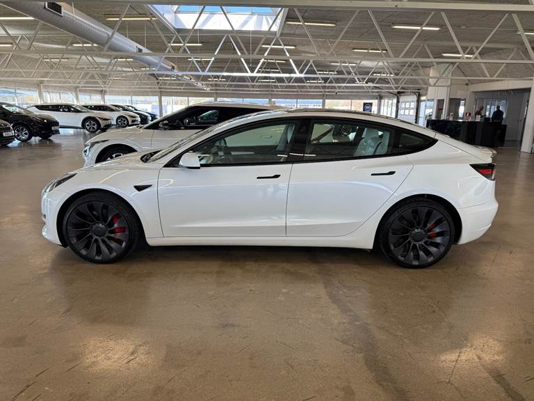 Tesla Model 3 Performance AWD
