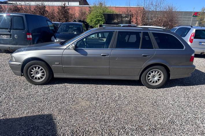 undefined BMW 520i fra 2002