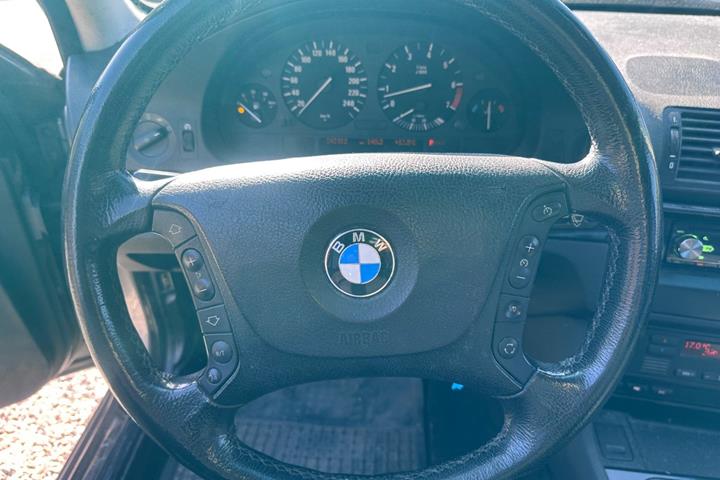undefined BMW 520i fra 2002