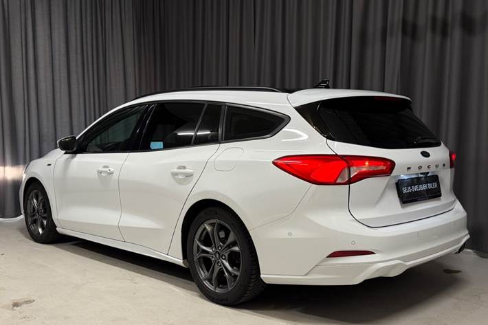 Hvid Ford Focus fra 2019