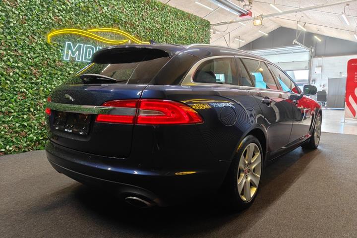 undefined Jaguar XF fra 2014