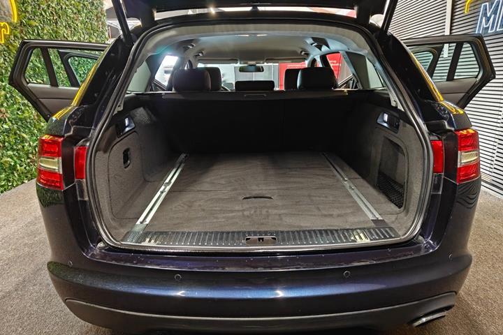undefined Jaguar XF fra 2014