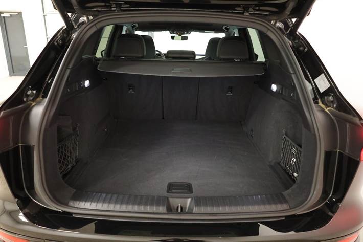 Sort Audi SQ6 e-tron fra 2025