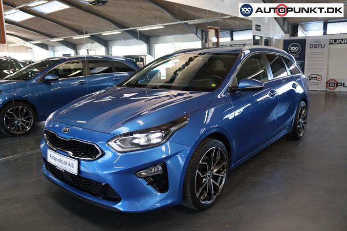 Blå Kia Ceed fra 2019