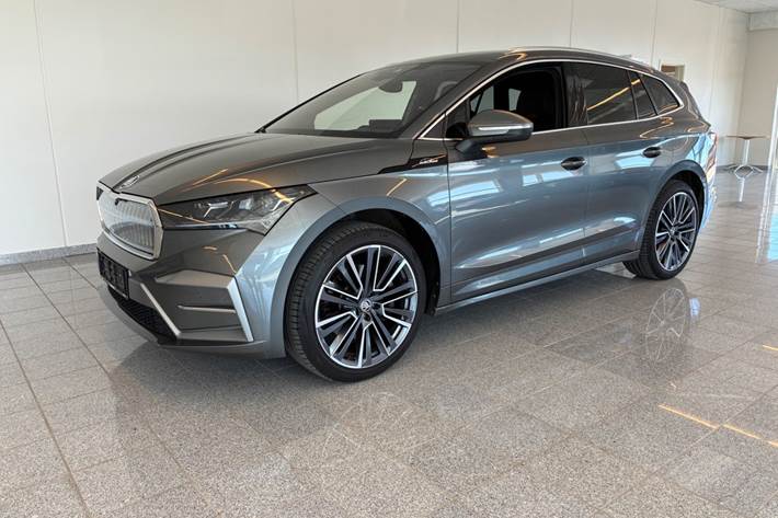 Grå Skoda Enyaq fra 2025