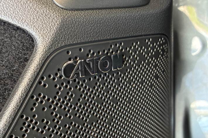 Grå Skoda Enyaq fra 2025