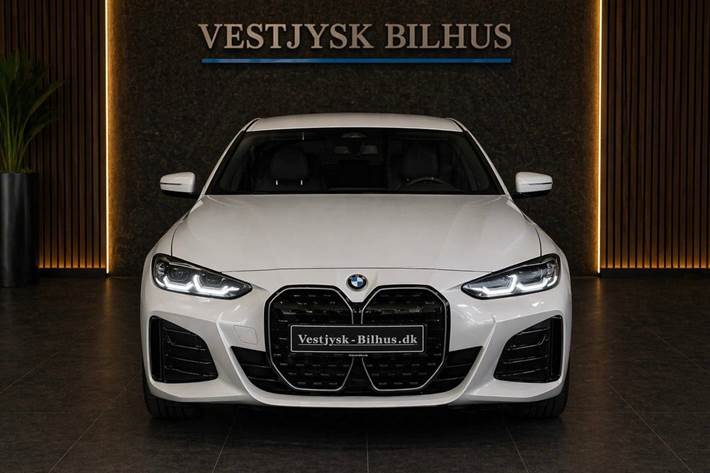 Hvid BMW i4 fra 2023