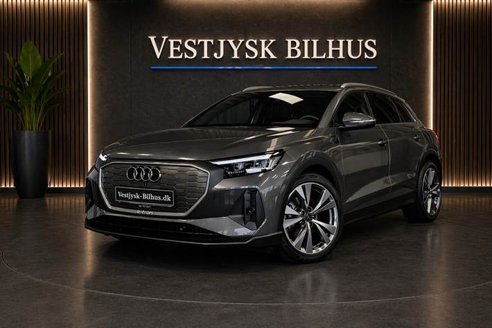 Grå Audi Q4 e-tron fra 2022