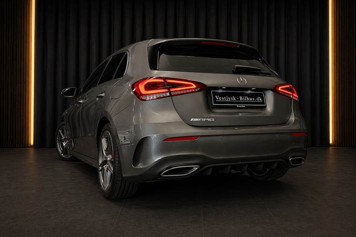 Grå Mercedes A200 fra 2020