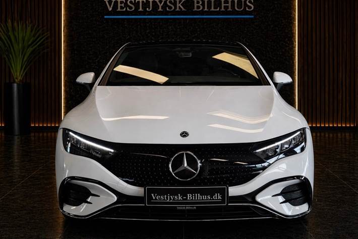 Hvid Mercedes EQE350+ fra 2022