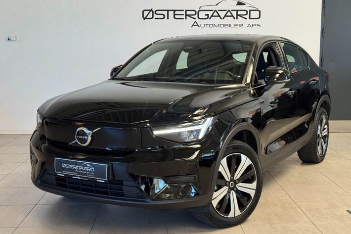 Sort Volvo C40 fra 2023