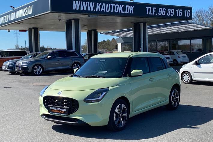 Grøn Suzuki Swift fra 2025
