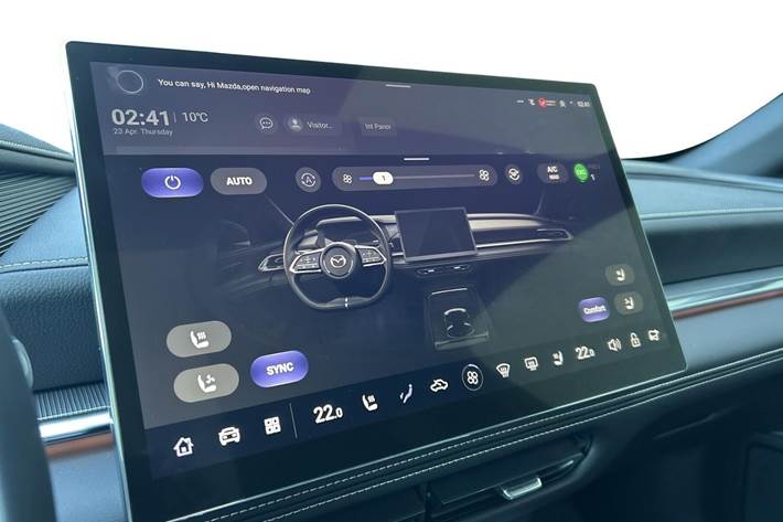 Hvid Mazda 6e fra 2025