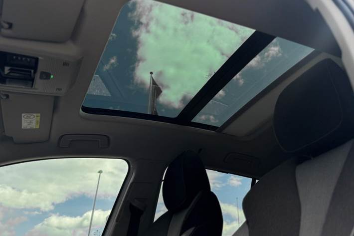 Blå Skoda Enyaq fra 2023