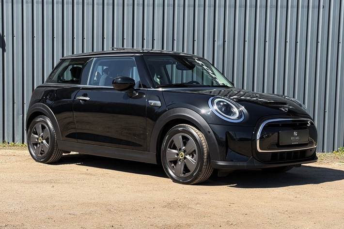 Sort Mini Cooper SE fra 2023