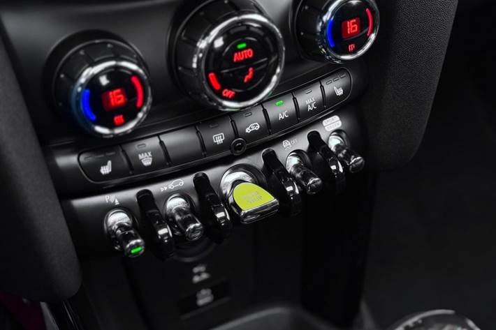 Sort Mini Cooper SE fra 2023