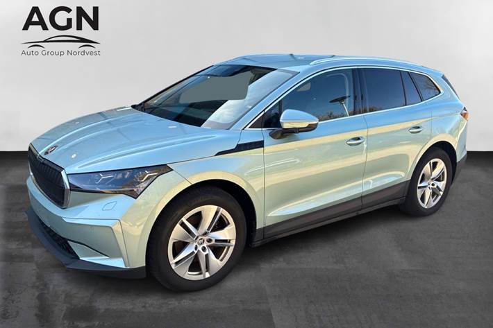 Turquoise Skoda Enyaq fra 2023