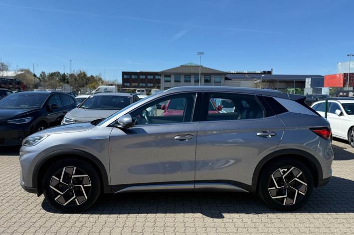 Grå BYD Atto 3 fra 2023
