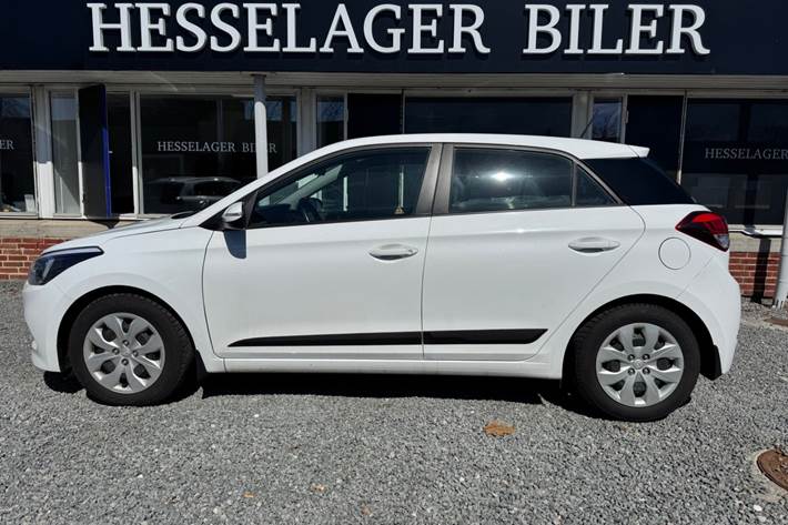 Hvid Hyundai i20 fra 2018