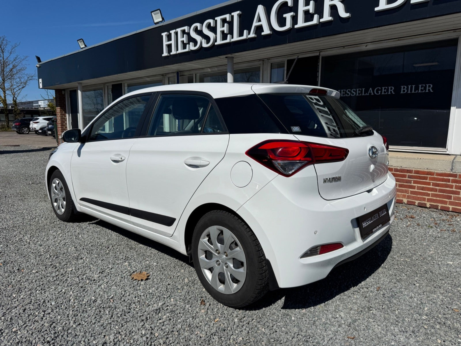 Hvid Hyundai i20 fra 2018