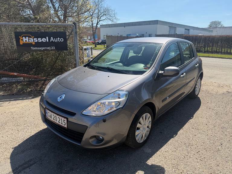 Renault Clio III 1,2 16V TCe Dynamique
