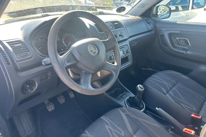 Grøn Skoda Fabia fra 2013